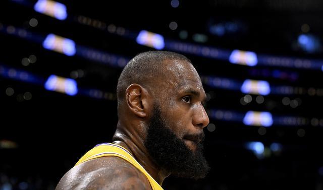 詹姆斯：年龄只是数字不是问题 只要在场上我都会活力充沛